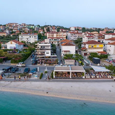 Apartmán Vagabundo Beachfront Apartment 2 - Luxury - Sea Views - Free Parking Trogir